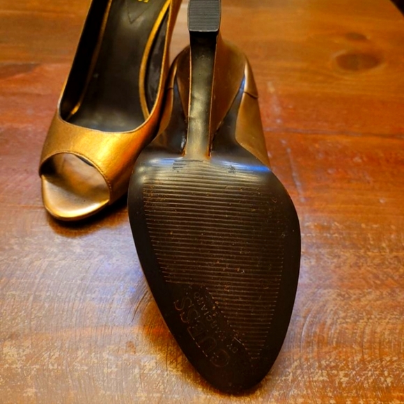 Soulier Guess - Picture 2 of 6